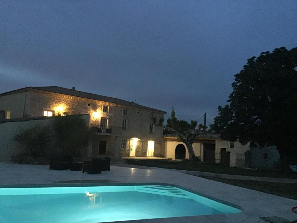 Вилла Domaine Chamarel Saint-Paulet-de-Caisson Экстерьер фото