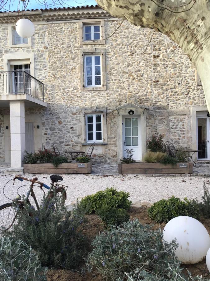 Вилла Domaine Chamarel Saint-Paulet-de-Caisson Экстерьер фото