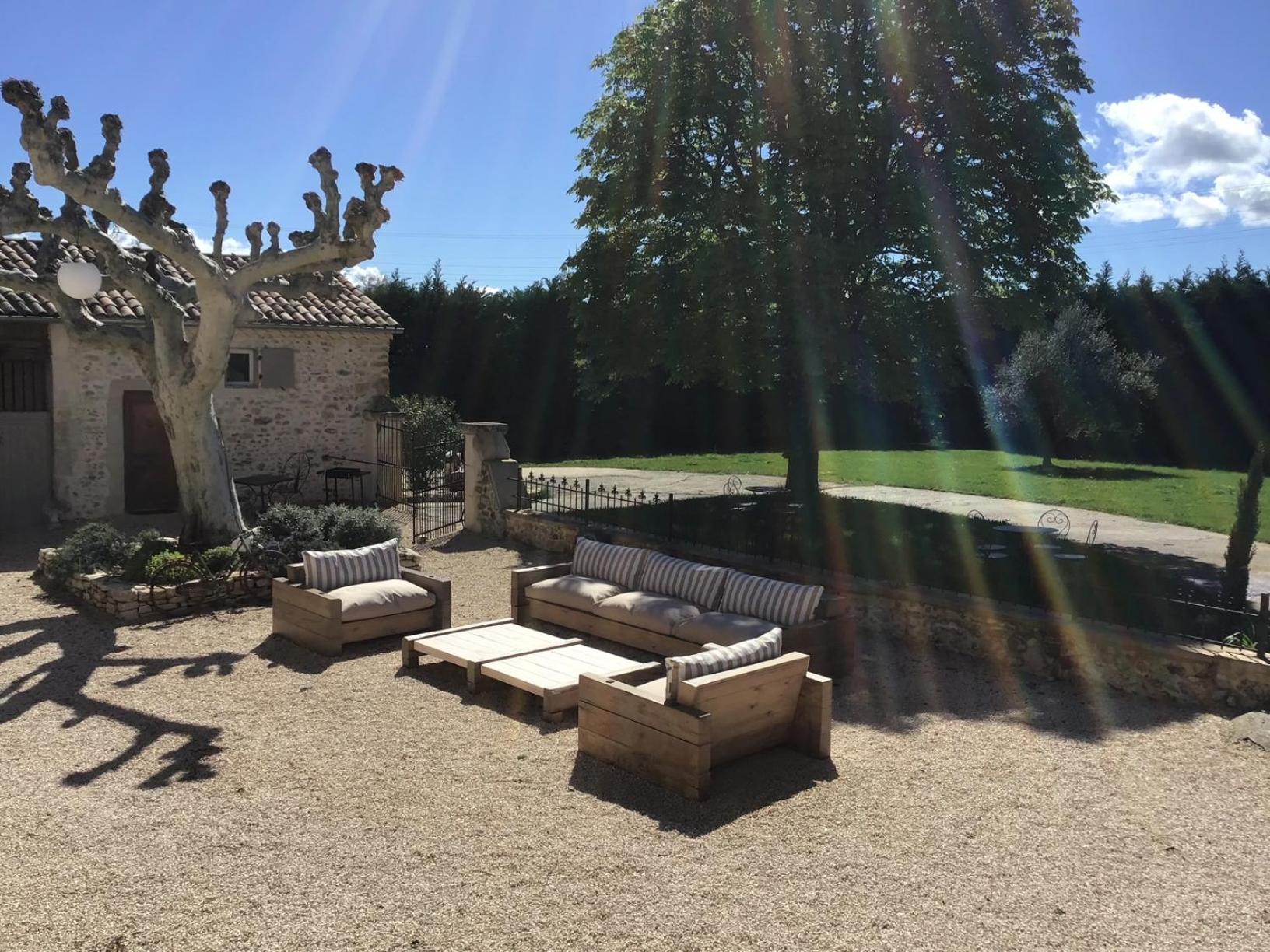 Вилла Domaine Chamarel Saint-Paulet-de-Caisson Экстерьер фото